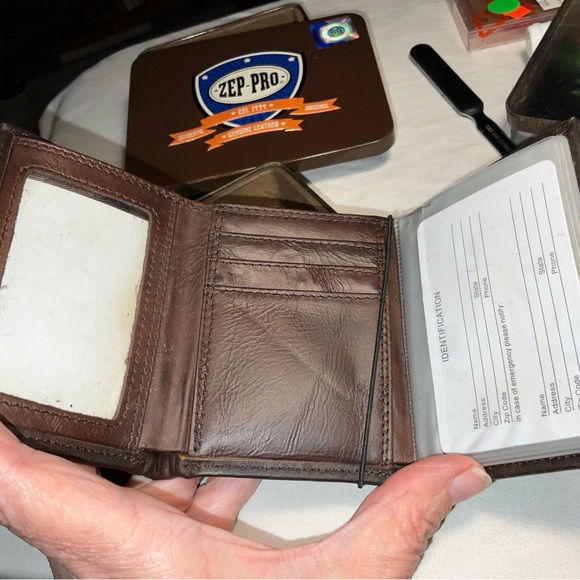 Auburn Waxed Canvas/Leather BY ZEP-PRO Bifold Fishermans Wallet tin GIFT box NEW - Picture 5 of 16